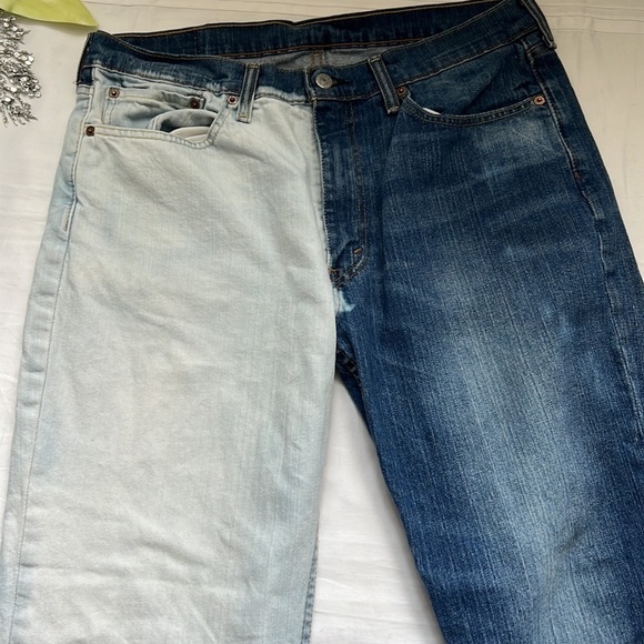 ⭐️levi's 514 Split Bleach Jeans - Picture 2 of 6